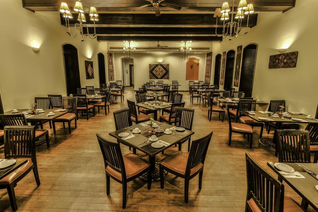 Gokarna Forest Resort Katmandou Extérieur photo